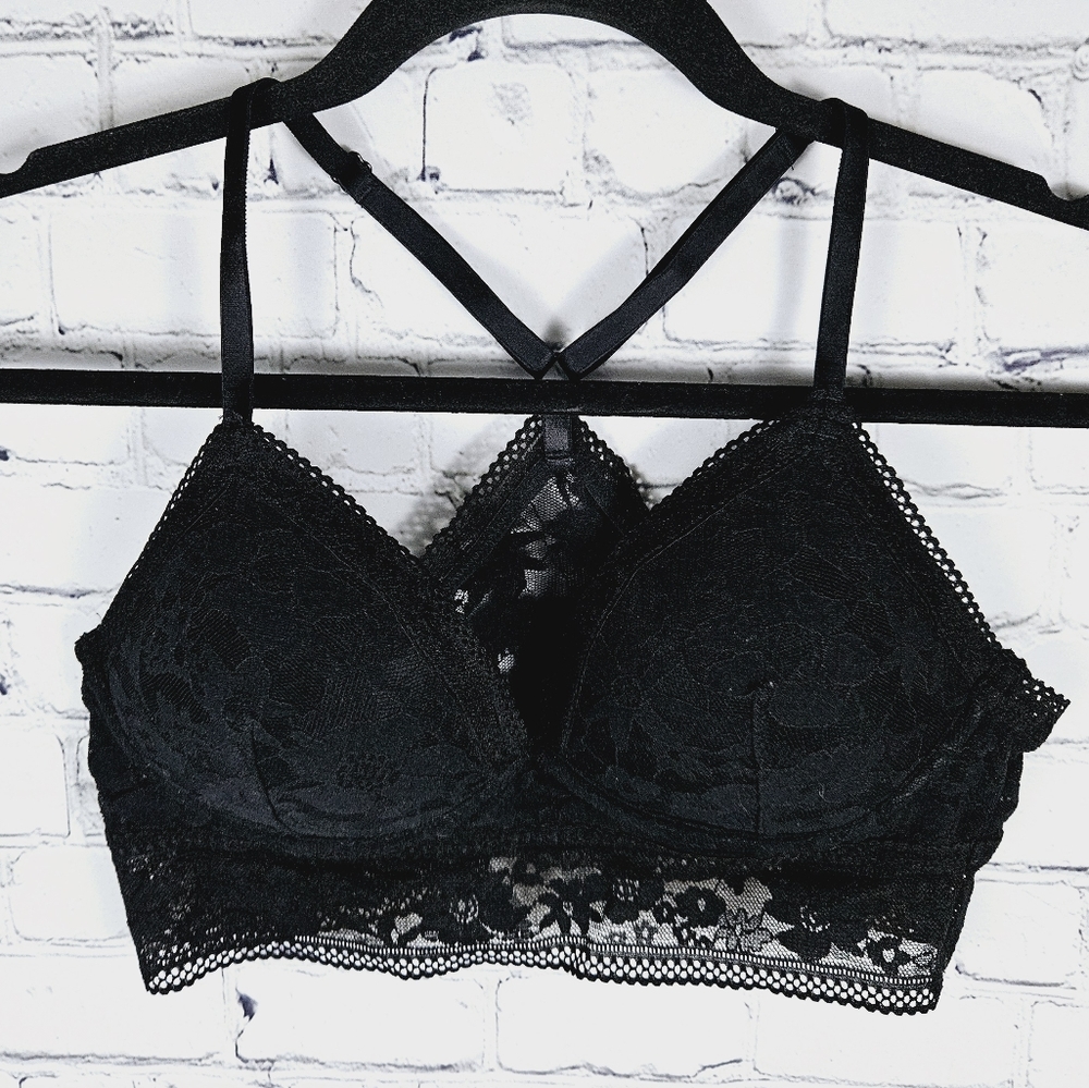 VICTORIA'S SECRET | lace bralette